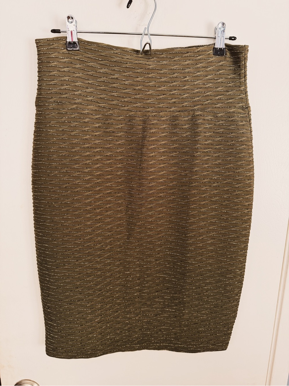 LuLaRoe Bronze/Taupe Sparkly Knit Pencil Skirt - Sz L